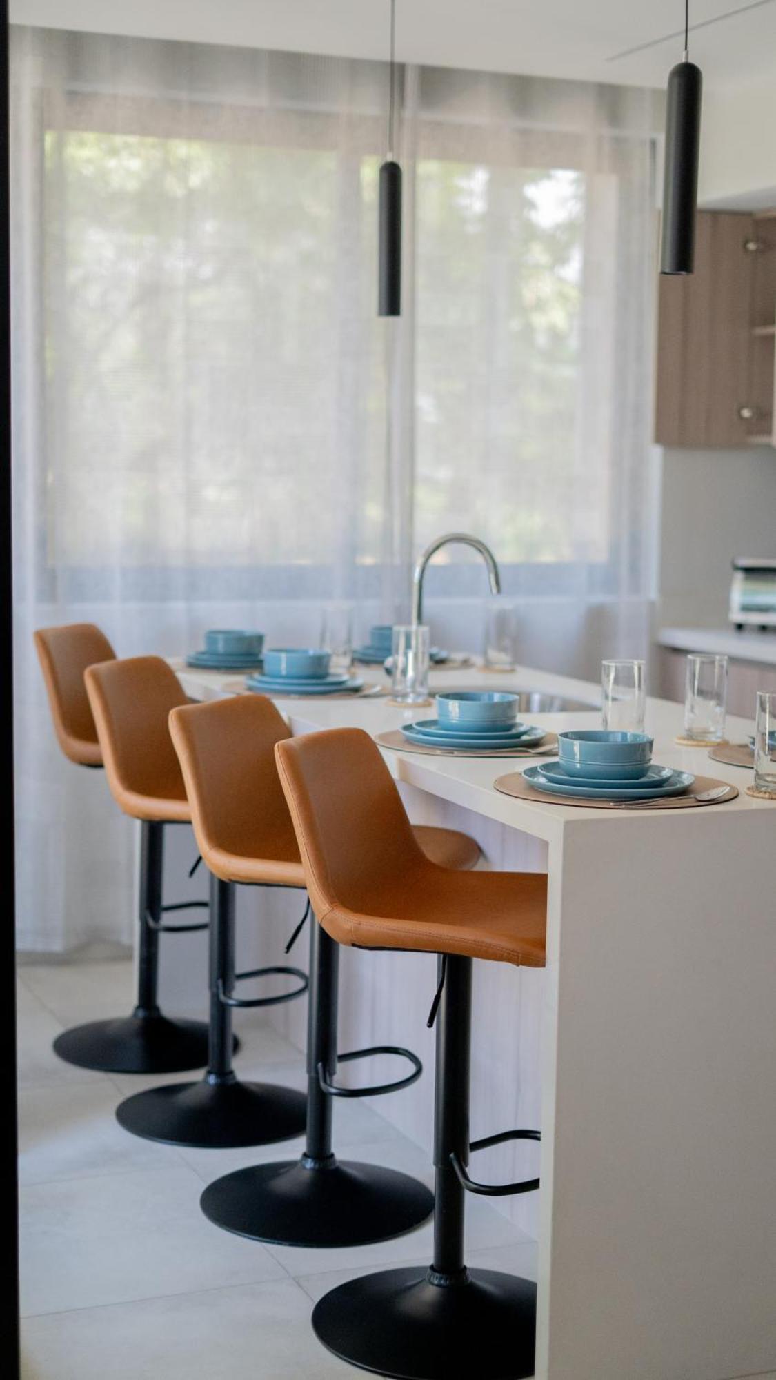 En Torres Del Mar, Apartment